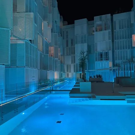 Luxury White Botafoch Apartman